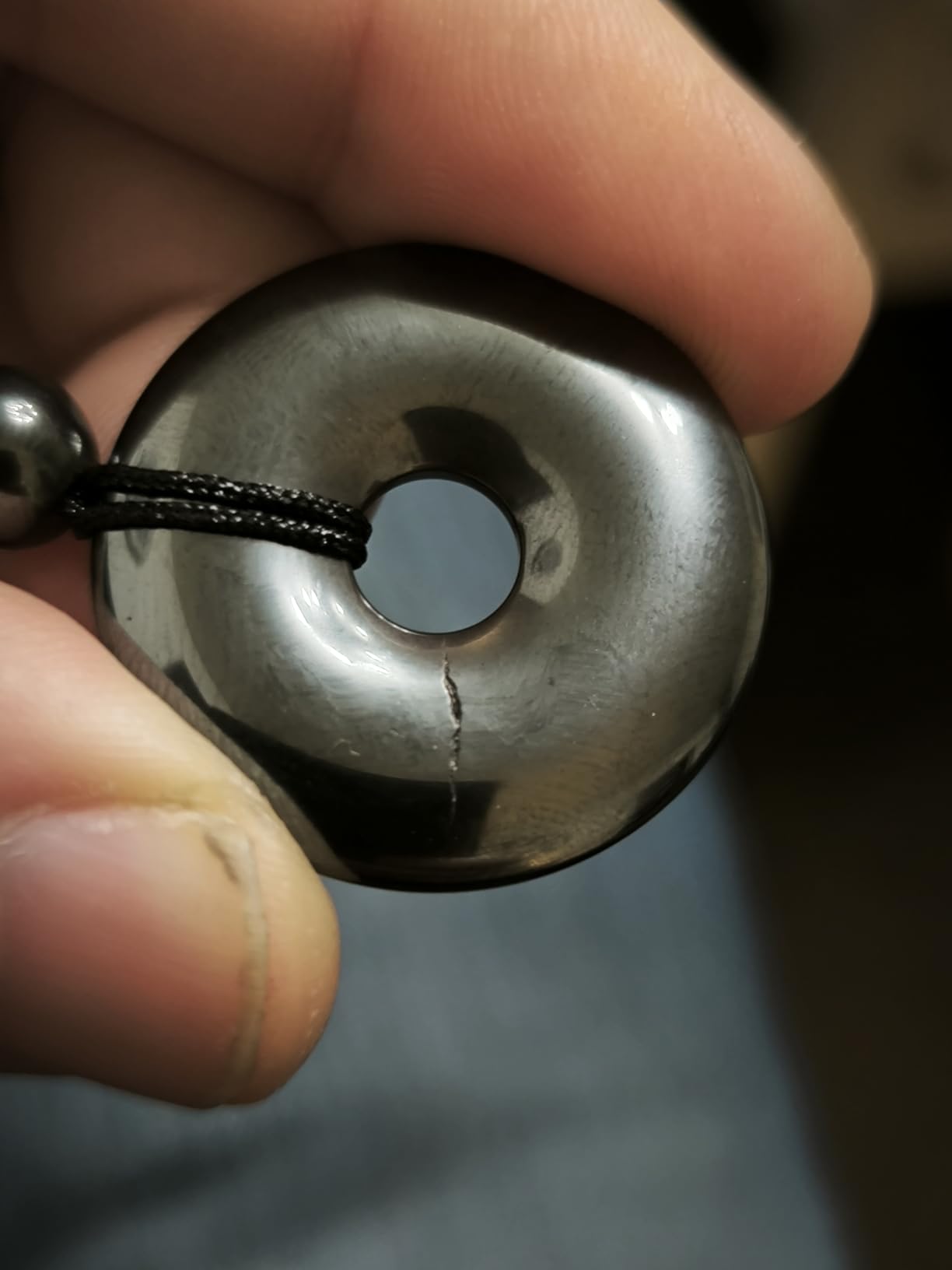 Aimantix Pendentif magnétique hématite collier mixte